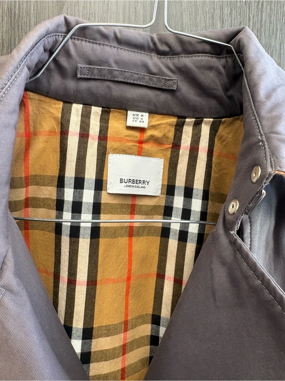 Burberry Double-Breasted Grey Trench Coat with Belt - Picture 3 of 9